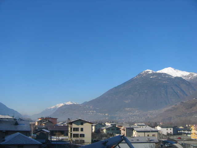 [Immagine: ovest-2011_01_01.jpg]